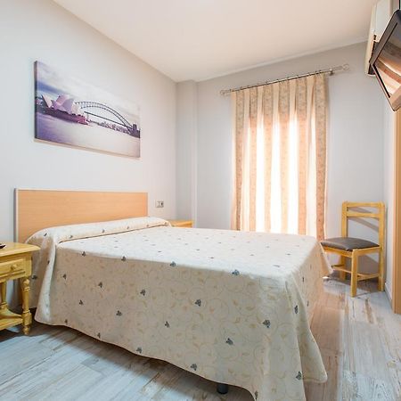 Olympia Ronda Hostel Эль-Пуч Экстерьер фото