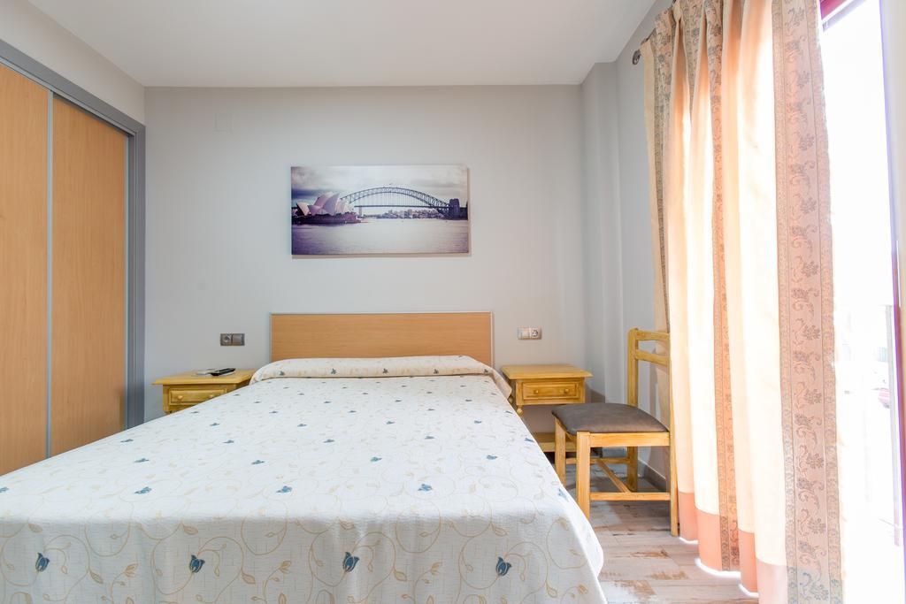 Olympia Ronda Hostel Эль-Пуч Экстерьер фото