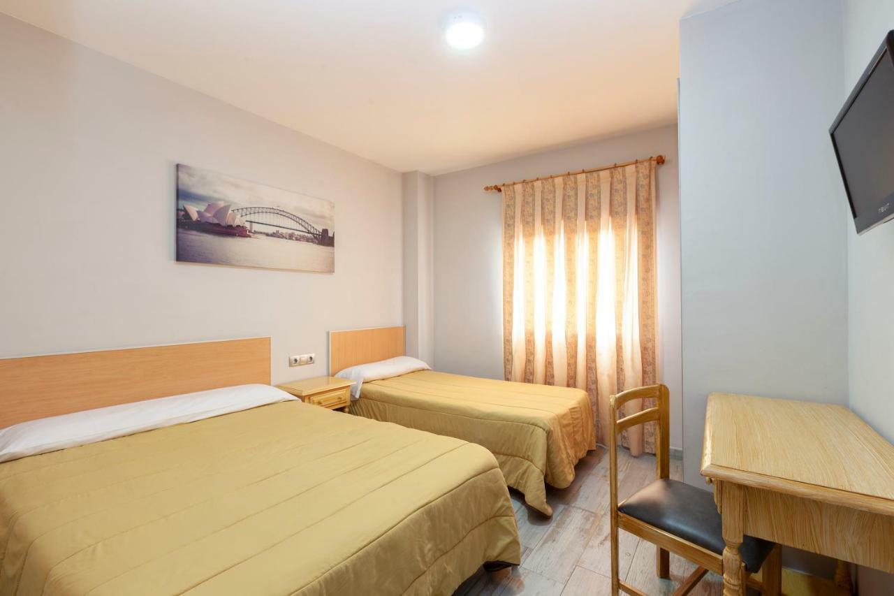 Olympia Ronda Hostel Эль-Пуч Экстерьер фото